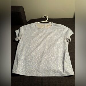 Blue white floral pattern short sleeve tee